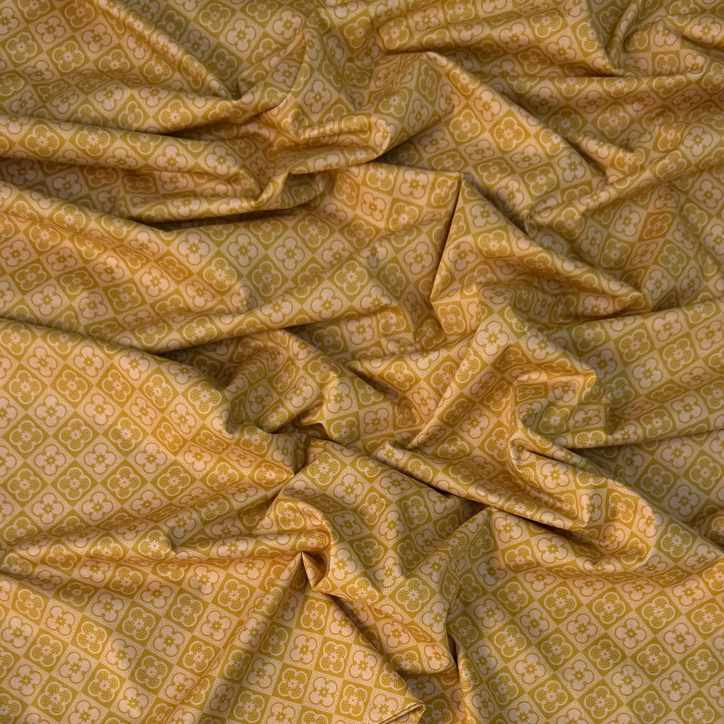 CLASSICO Fabric Cotton Tana Lawn 3m