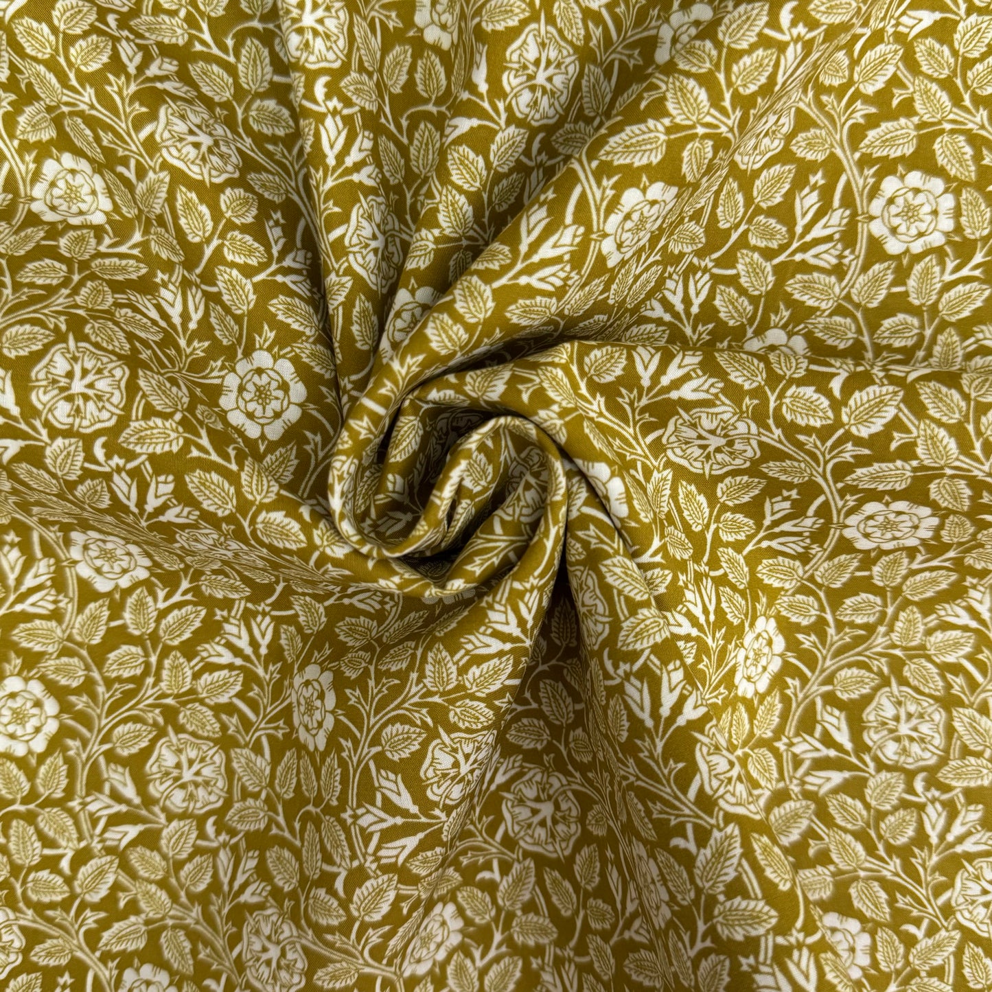 Liberty  TANA LAWN™ COTTON 3m