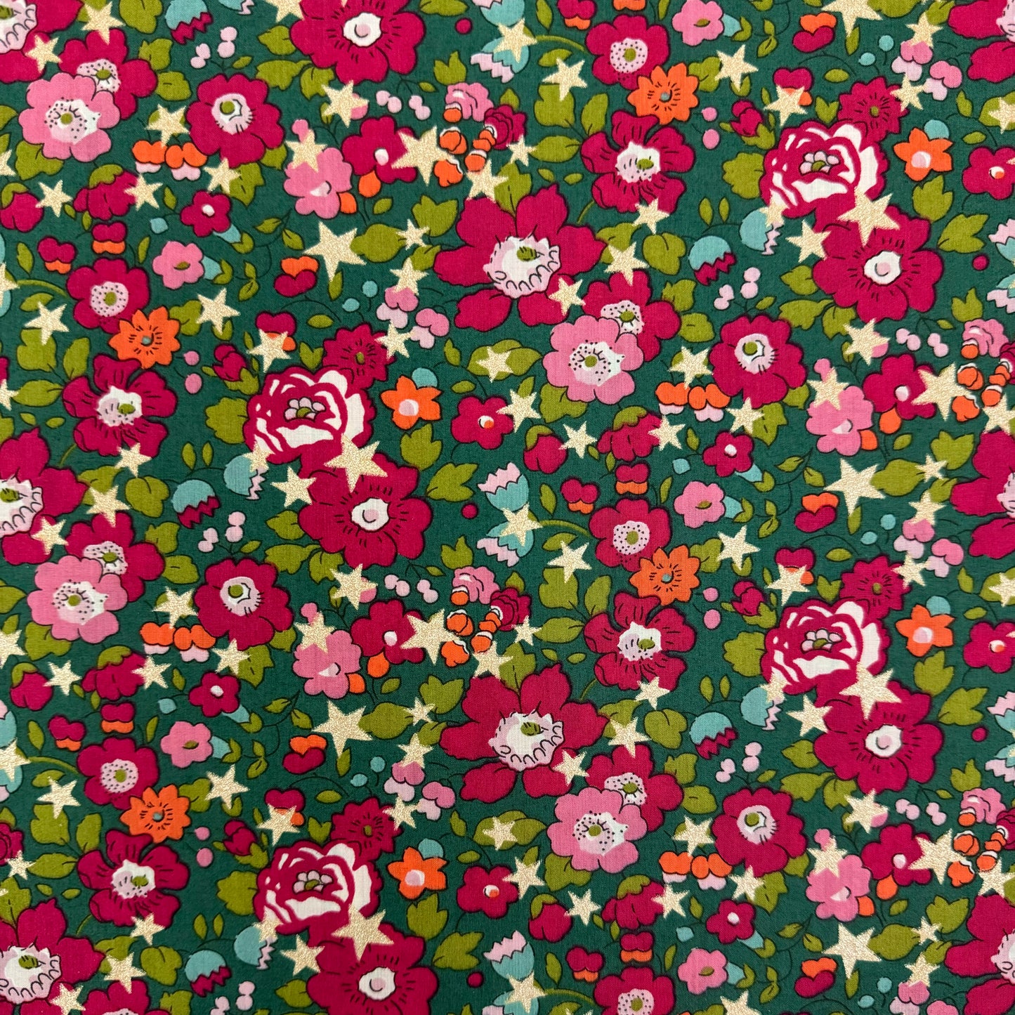 Liberty Fabric Betsy Stars Glitter Tana Lawn™ Cotton 3m