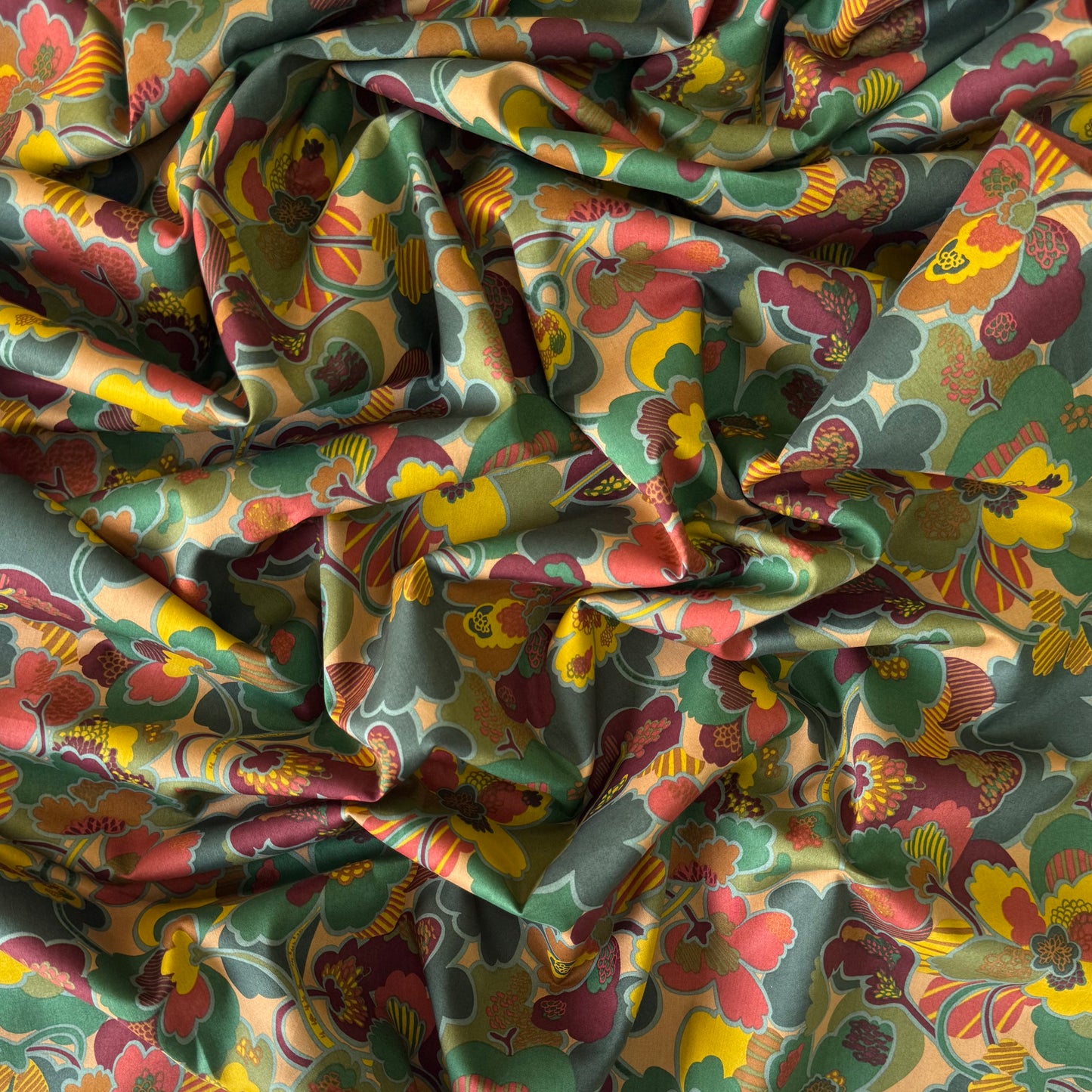 Liberty Fabrics Prospect Flower C Tana Lawn Cotton 3m