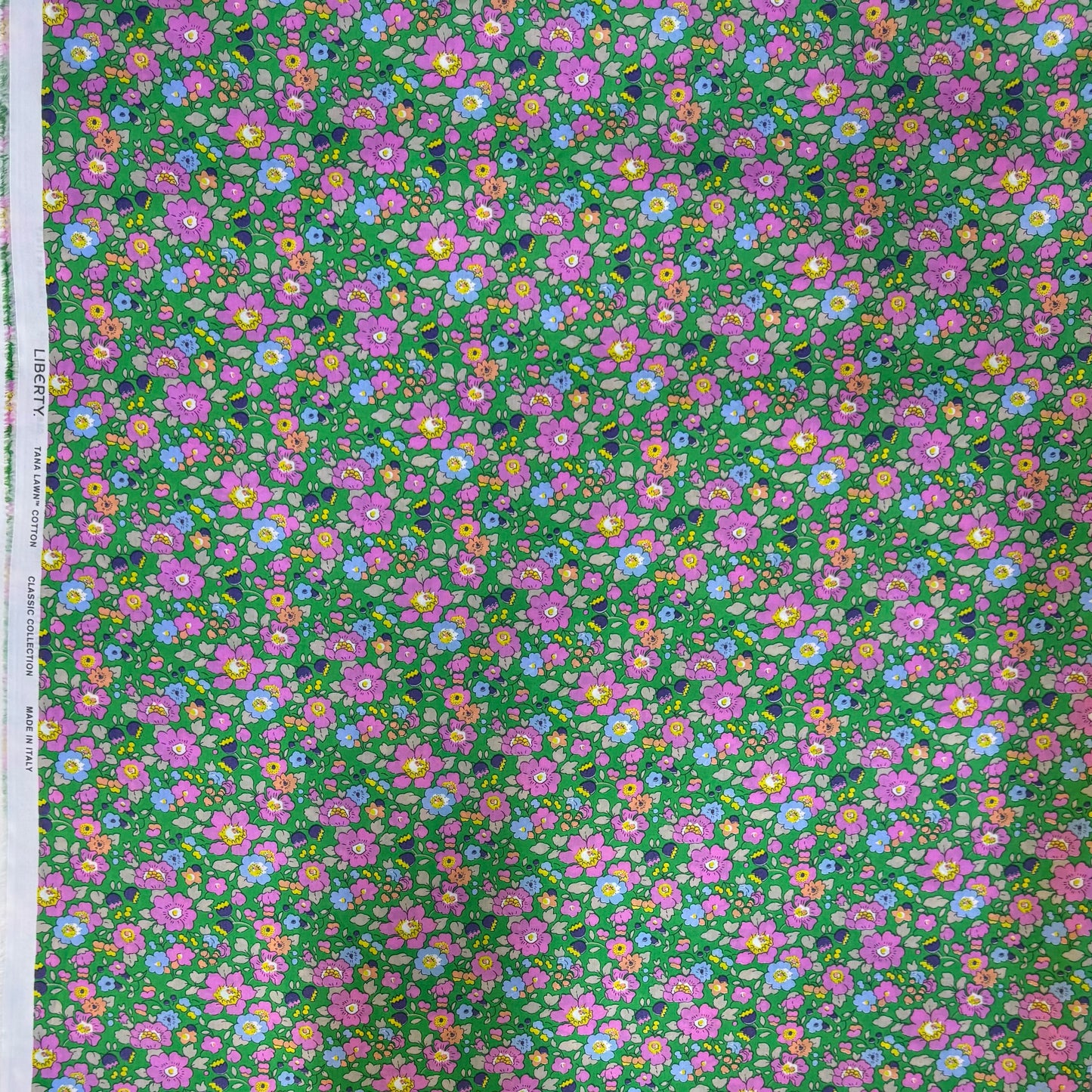Liberty Fabric Betsy Cotton Tana Lawn® 3m