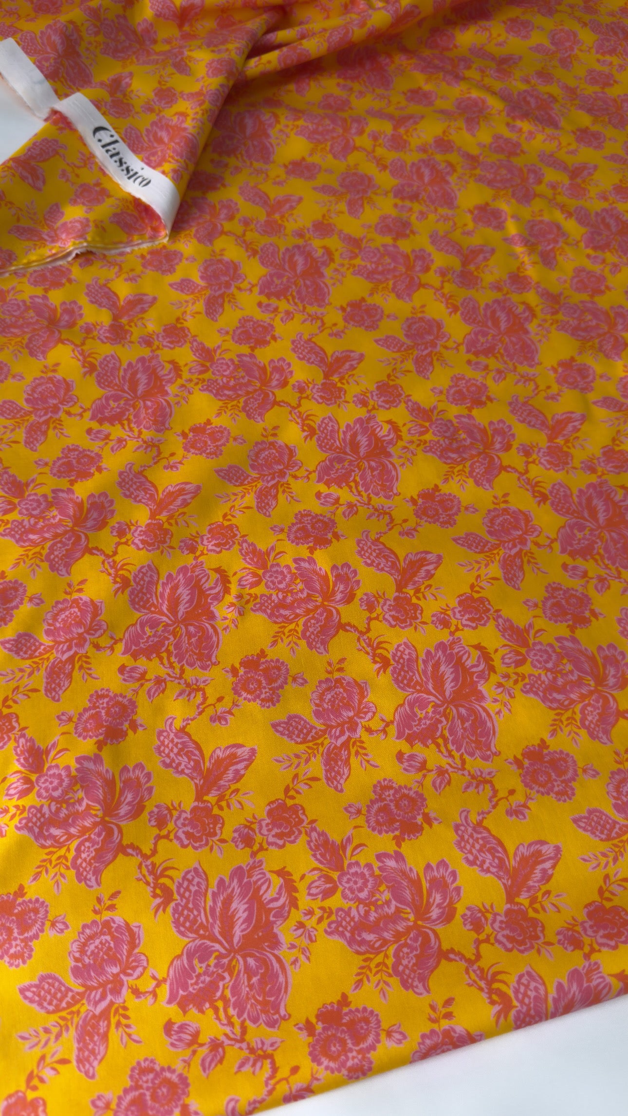 CLASSICO Fabric Cotton Tana Lawn 3m