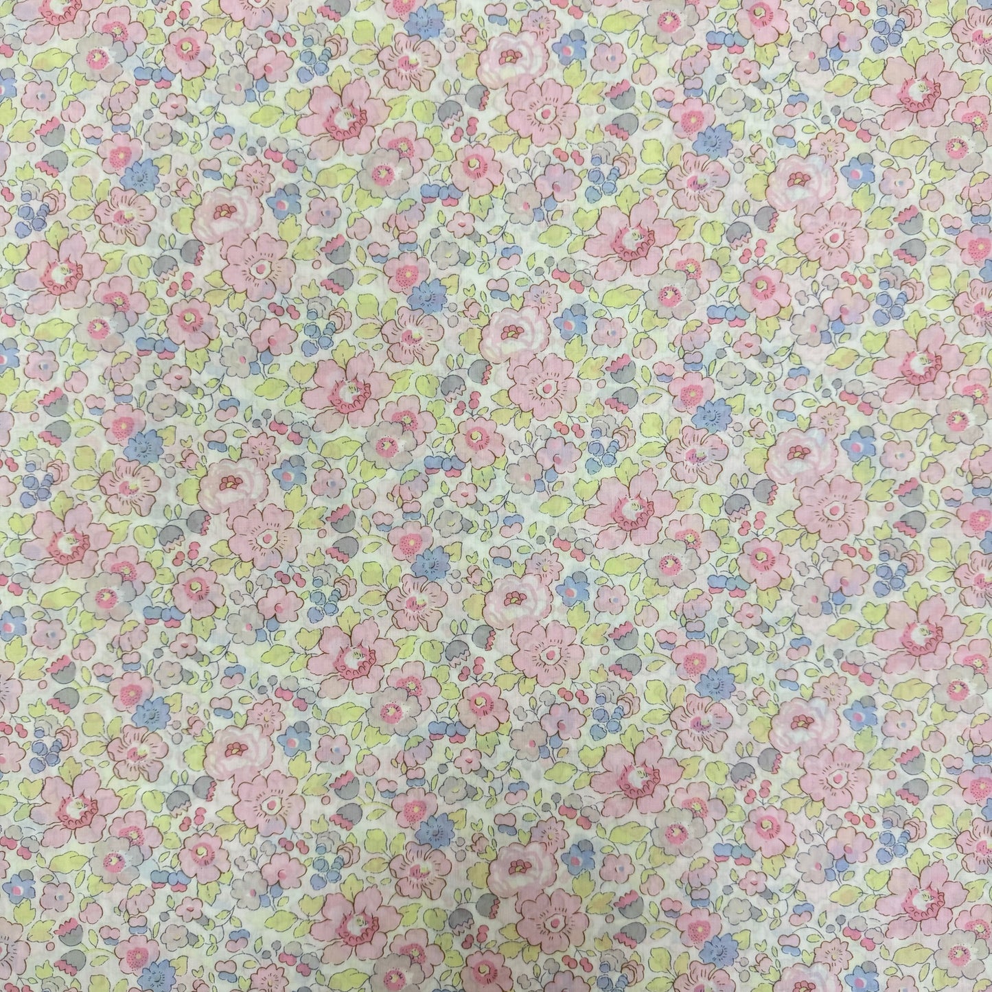 Liberty Fabric Betsy PB Tana Lawn™ Cotton 3m