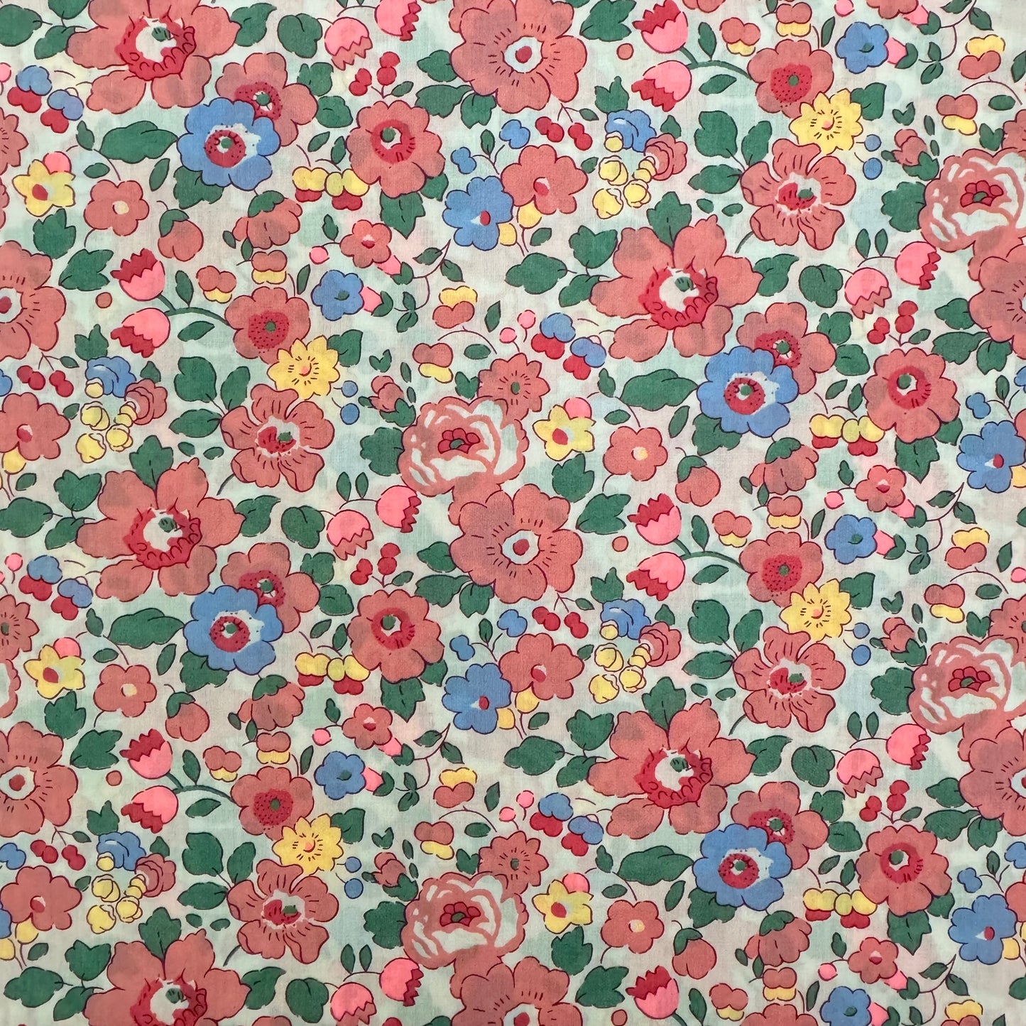 Liberty Fabric Betsy CP Tana Lawn™ Cotton 3m