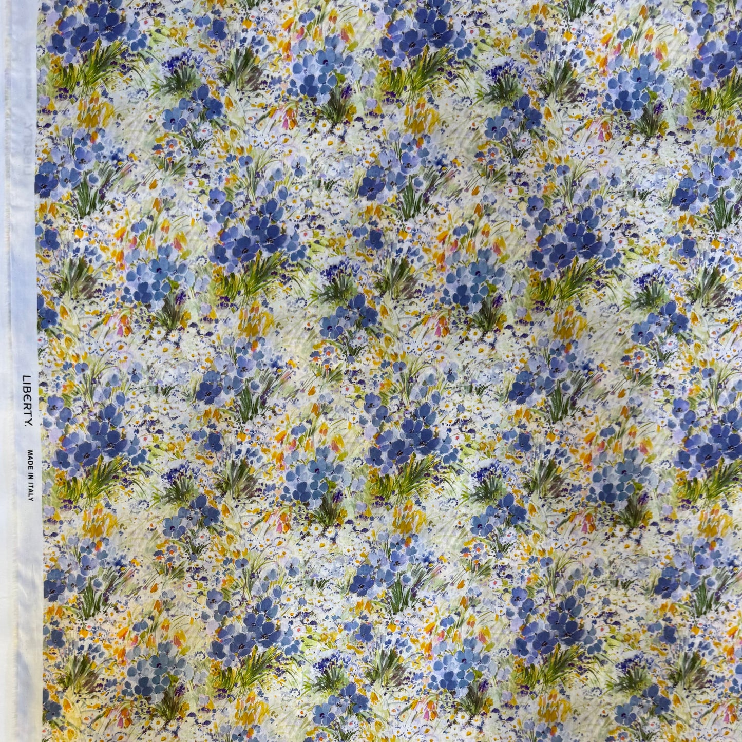 Liberty Fabric MEADOW BREEZE Cotton Tana Lawn® 3m