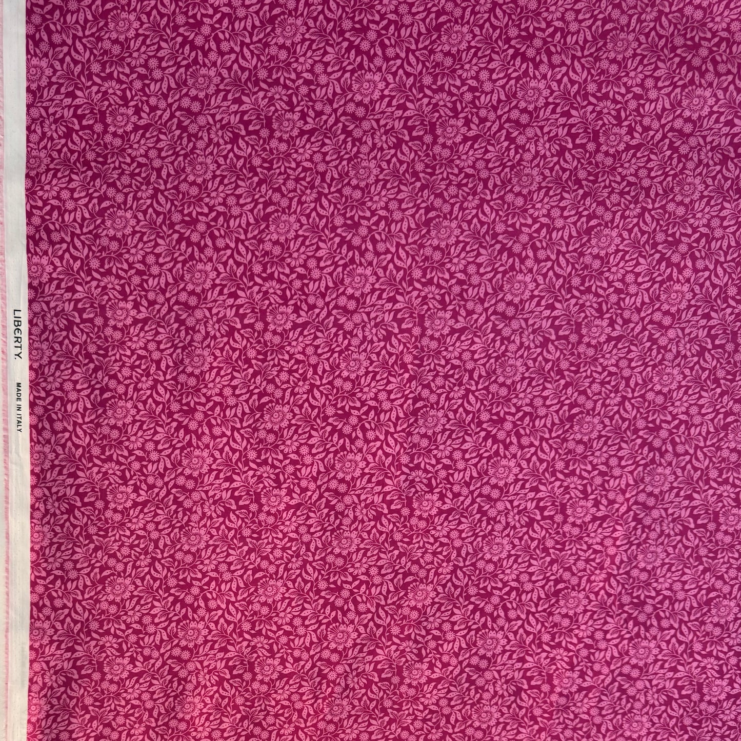 Liberty Fabric Mari Woodcut pinkCotton Tana Lawn® 3m