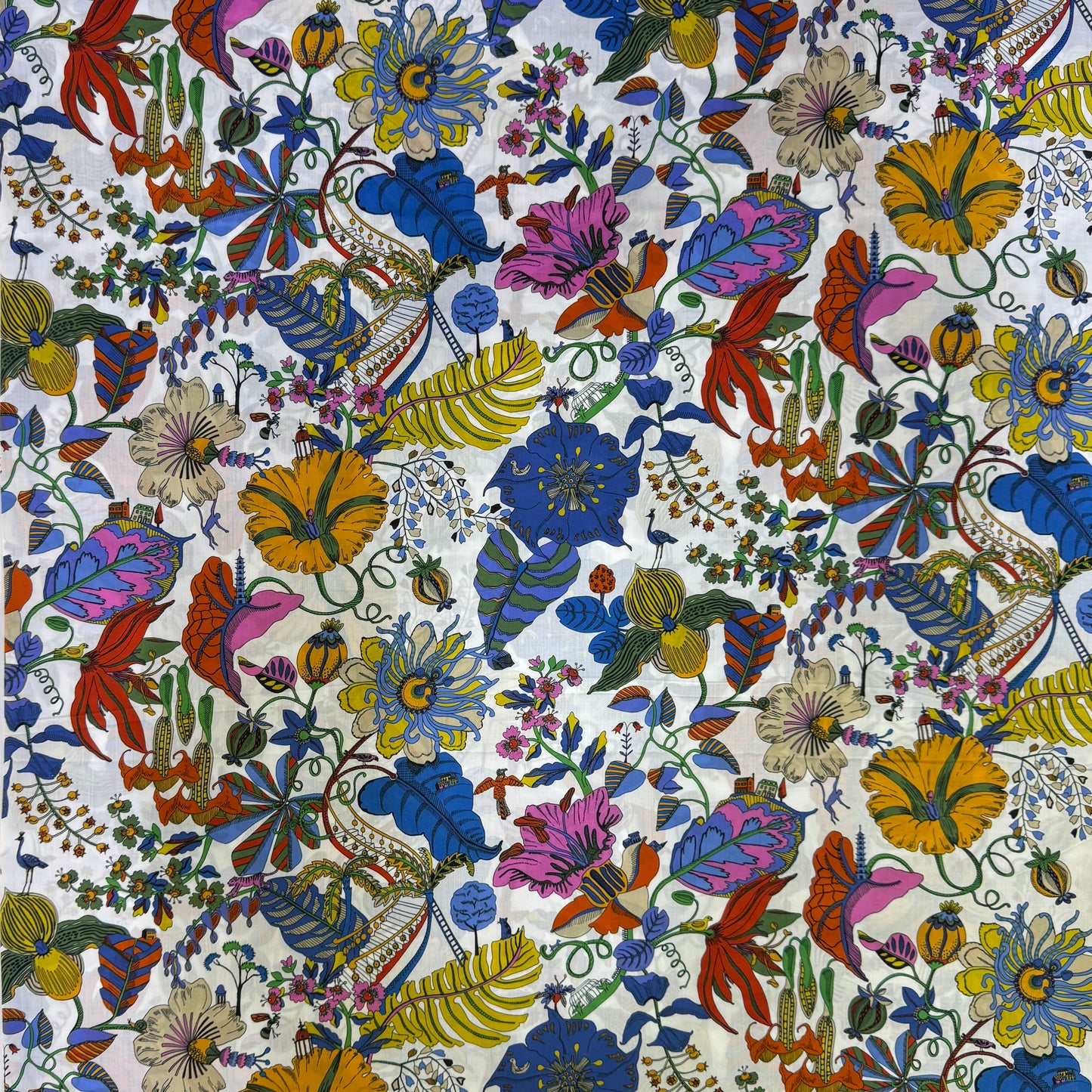 Liberty Fabric Fantasy land Cotton Tana Lawn® 3m