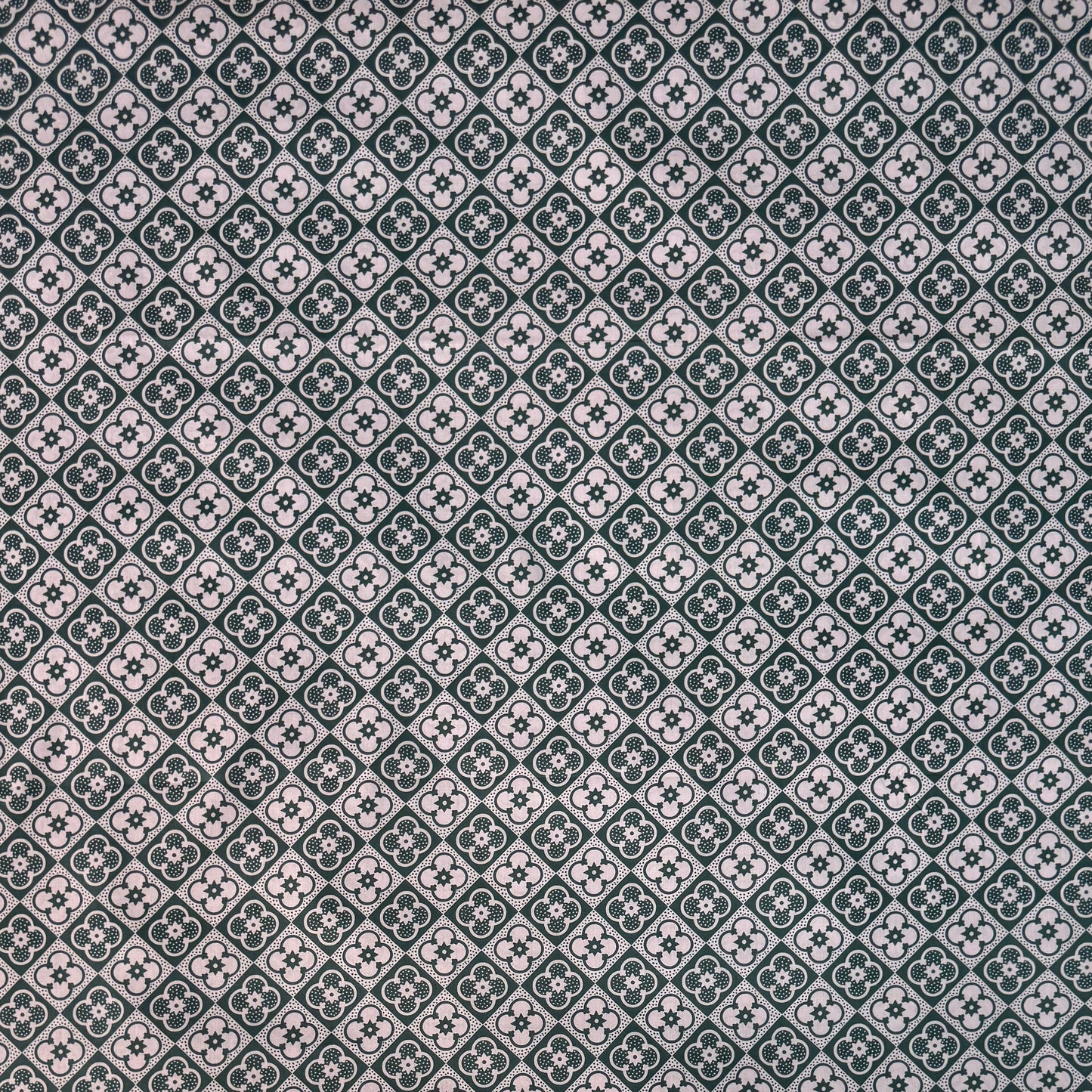 CLASSICO Fabric Cotton Tana Lawn 3m