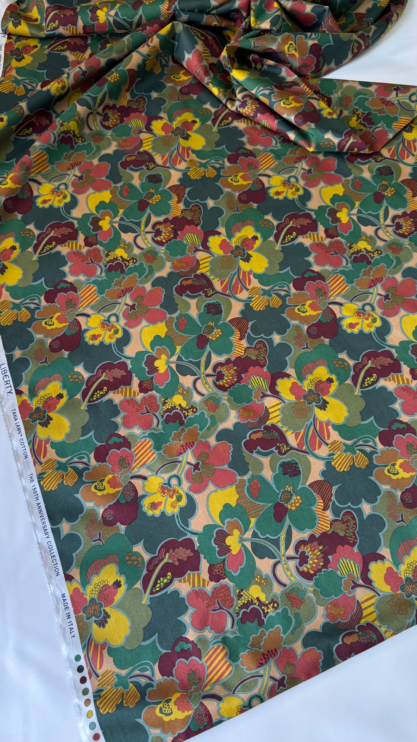 Liberty Fabrics Prospect Flower C Tana Lawn Cotton 3m