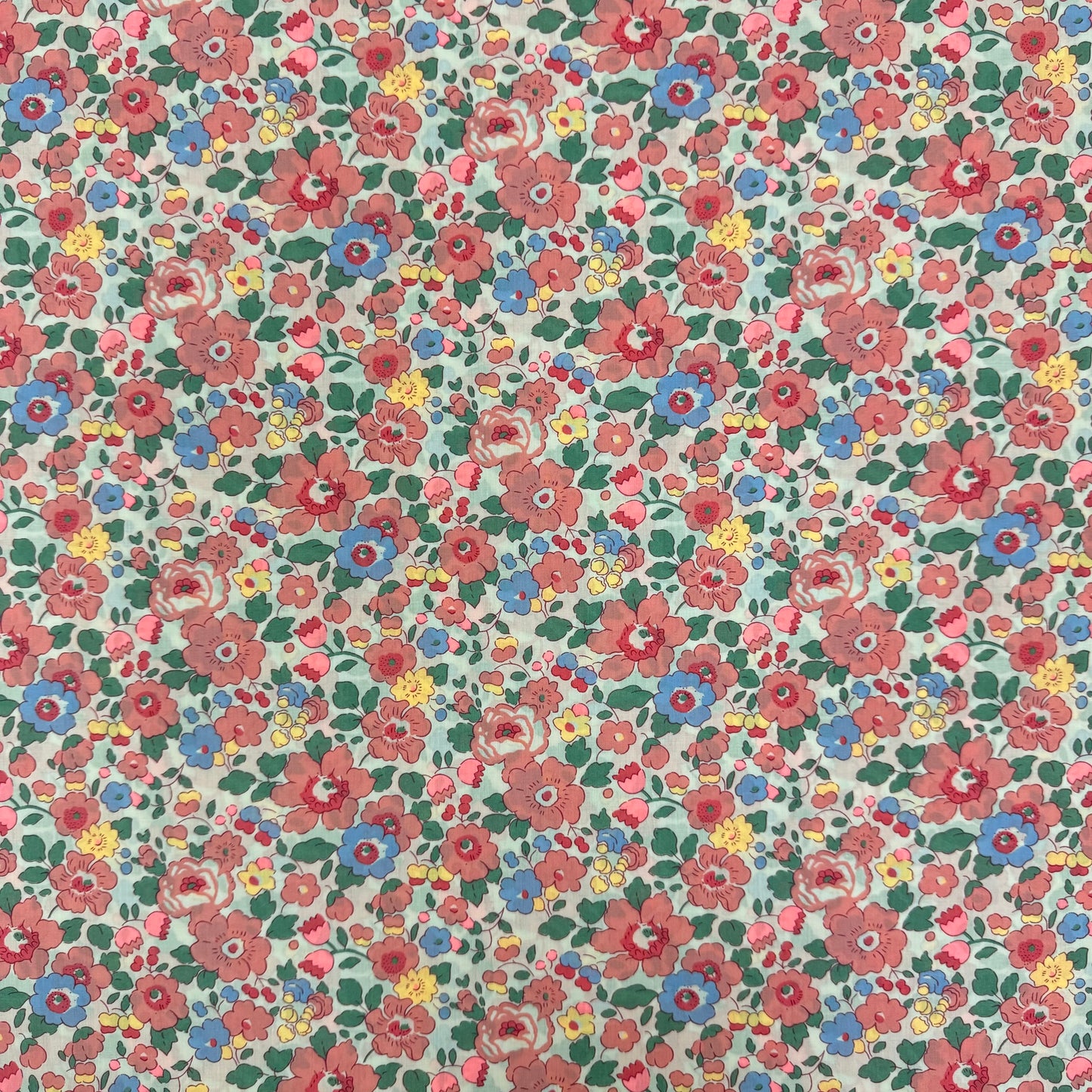 Liberty Fabric Betsy CP Tana Lawn™ Cotton 3m