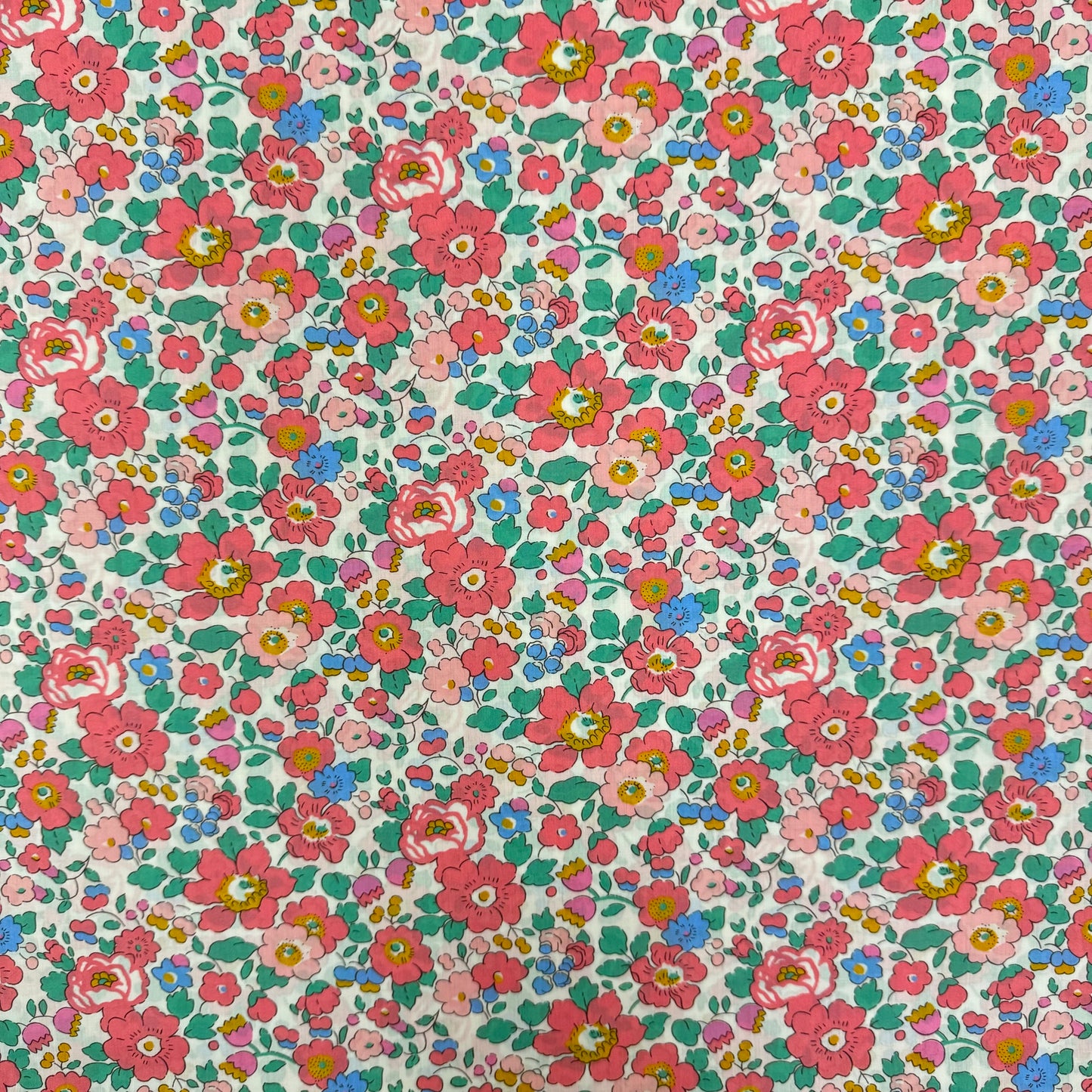 Liberty Fabric Betsy XP Tana Lawn™ Cotton 3m