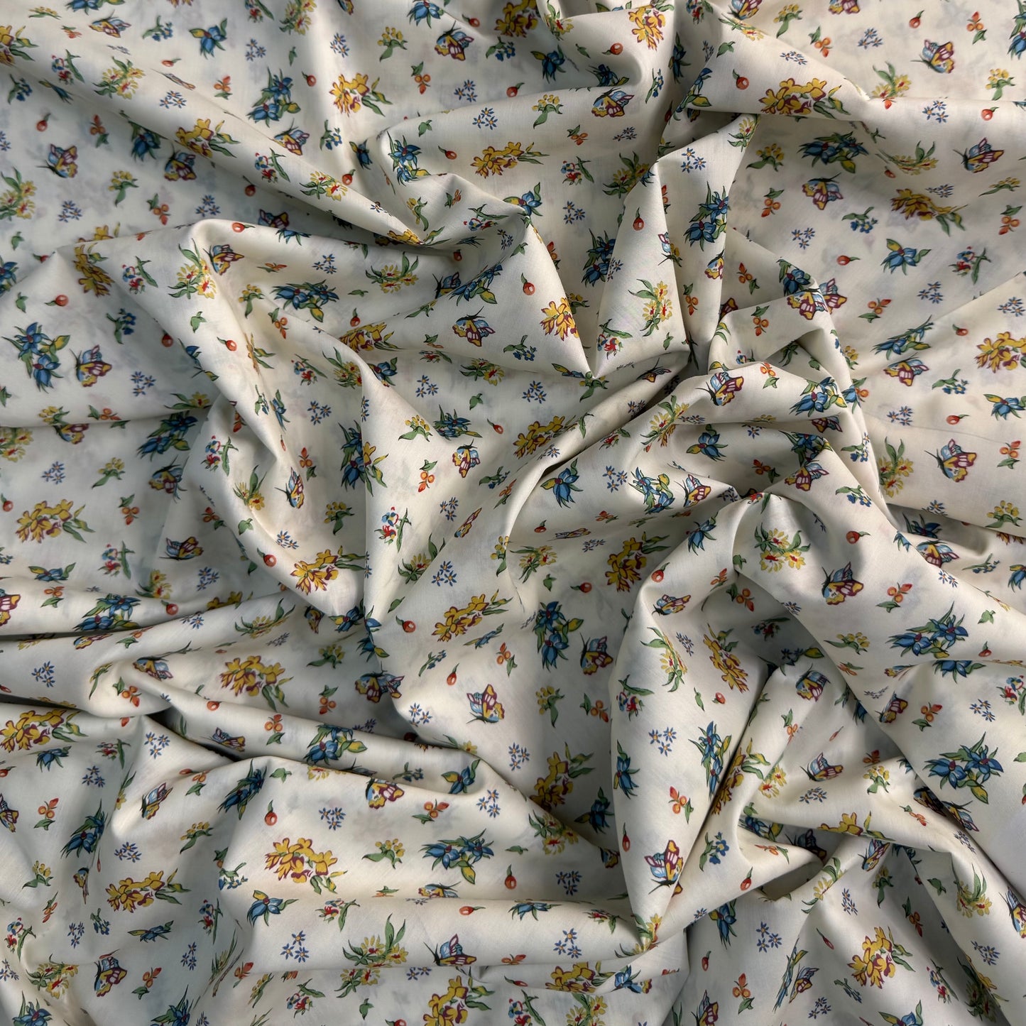 Liberty Fabrics Lily Butterfly A Tana Lawn Cotton 3m