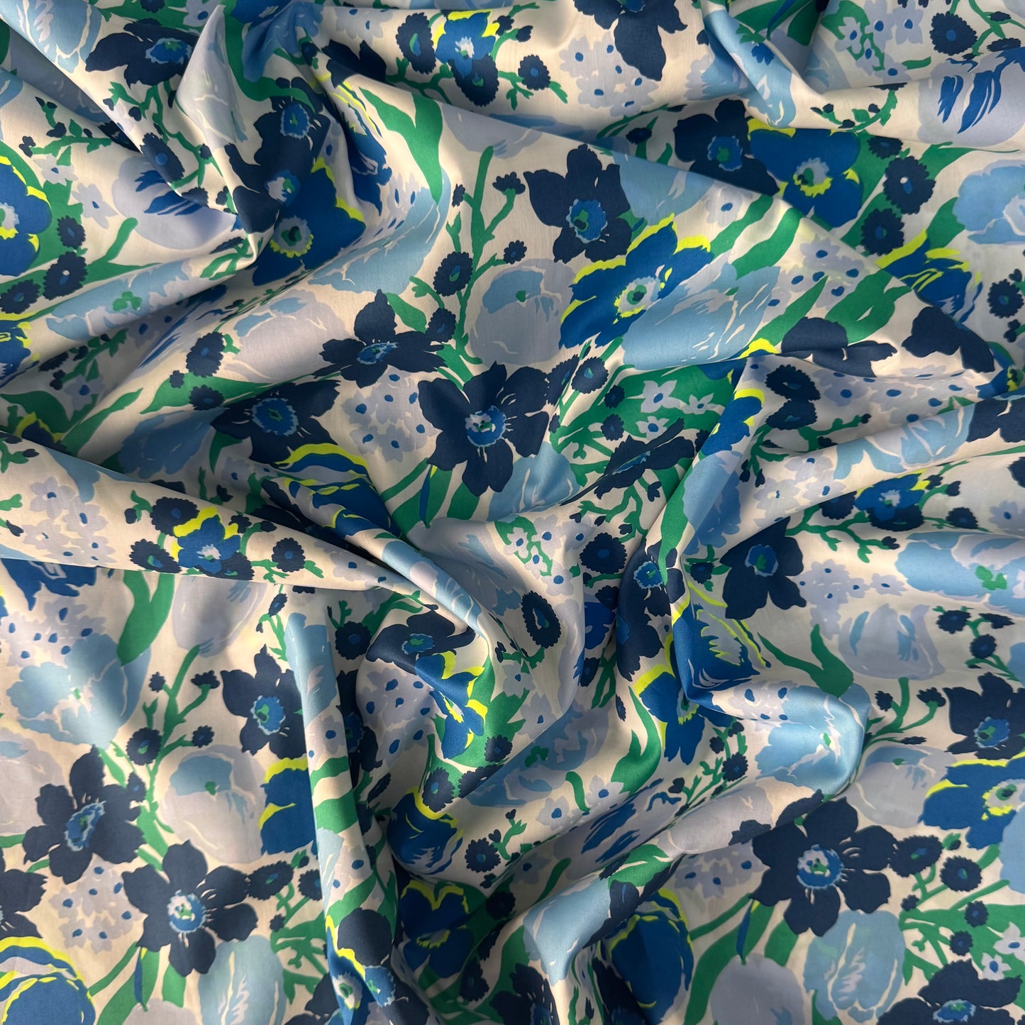 Liberty Fabric Mariana Boutique blue Cotton Tana Lawn® 3m