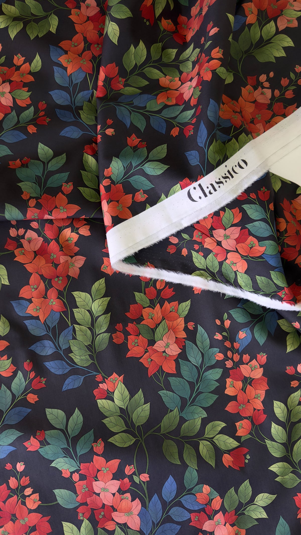 CLASSICO Fabric Cotton Tana Lawn 3m