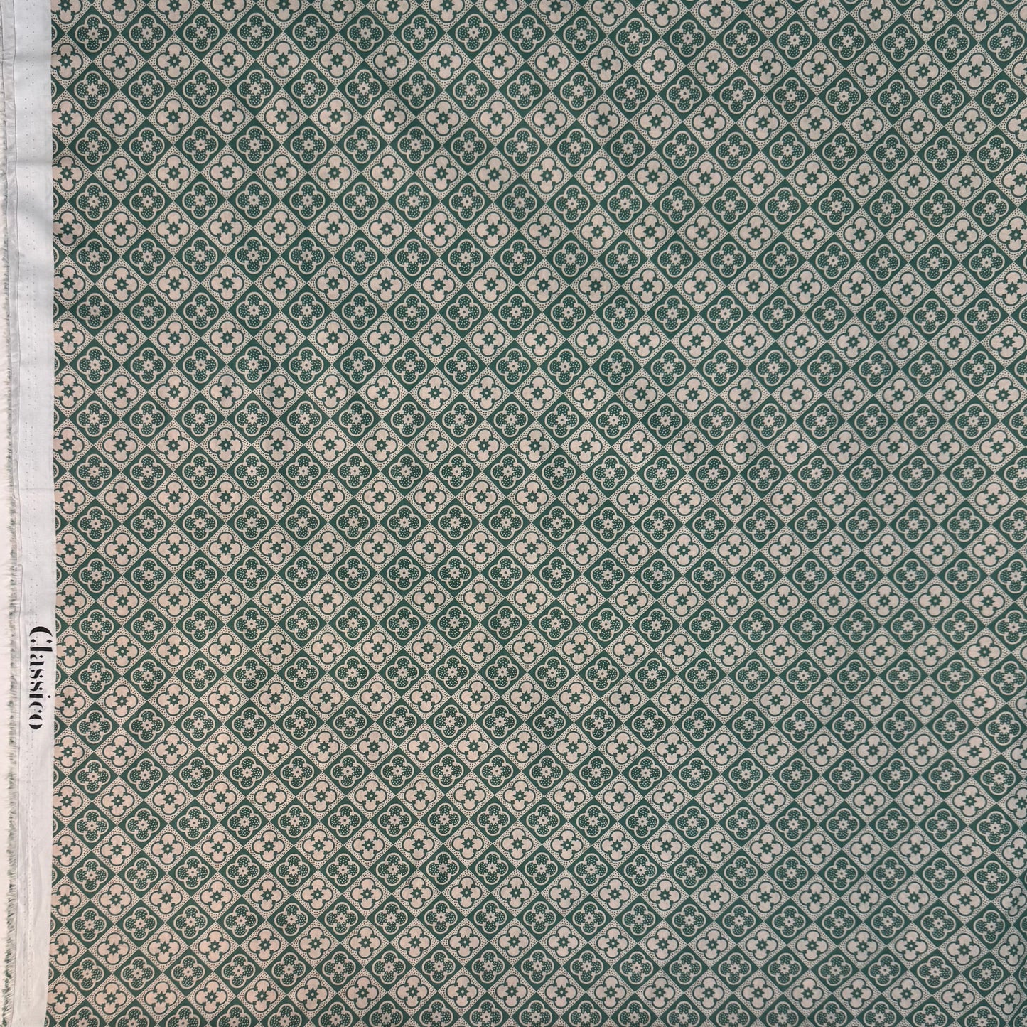 CLASSICO Fabric Cotton Tana Lawn 3m