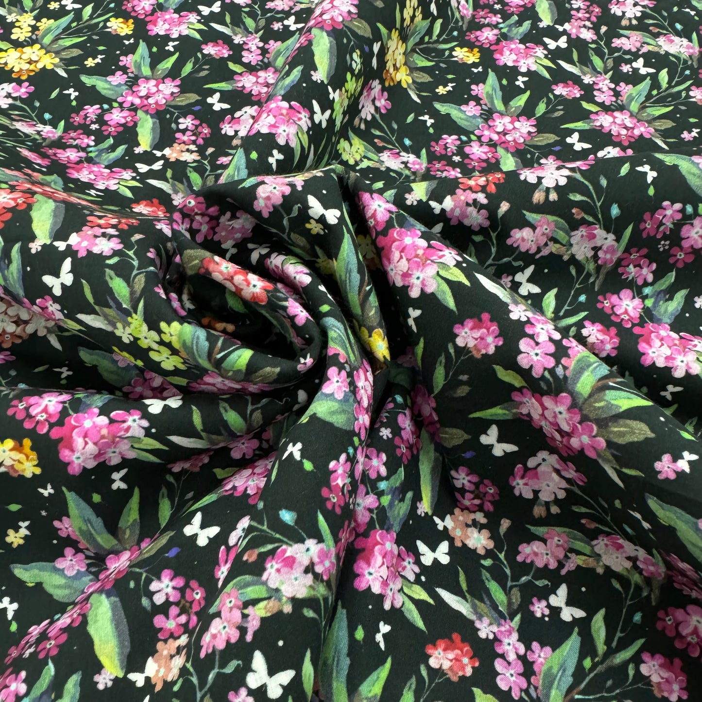 Tessuto Digital pink flowers (Italian cotton Tana Lawn) 3m