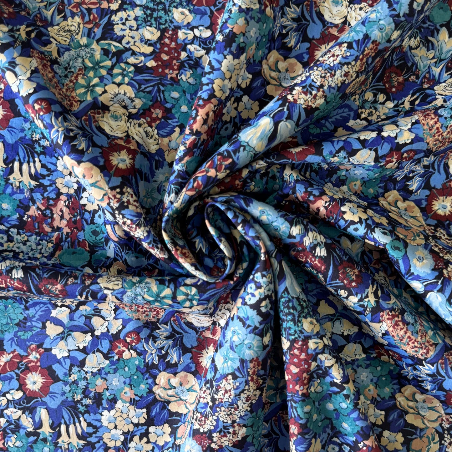 Liberty Fabrics Cottage Garden B Tana Lawn Cotton