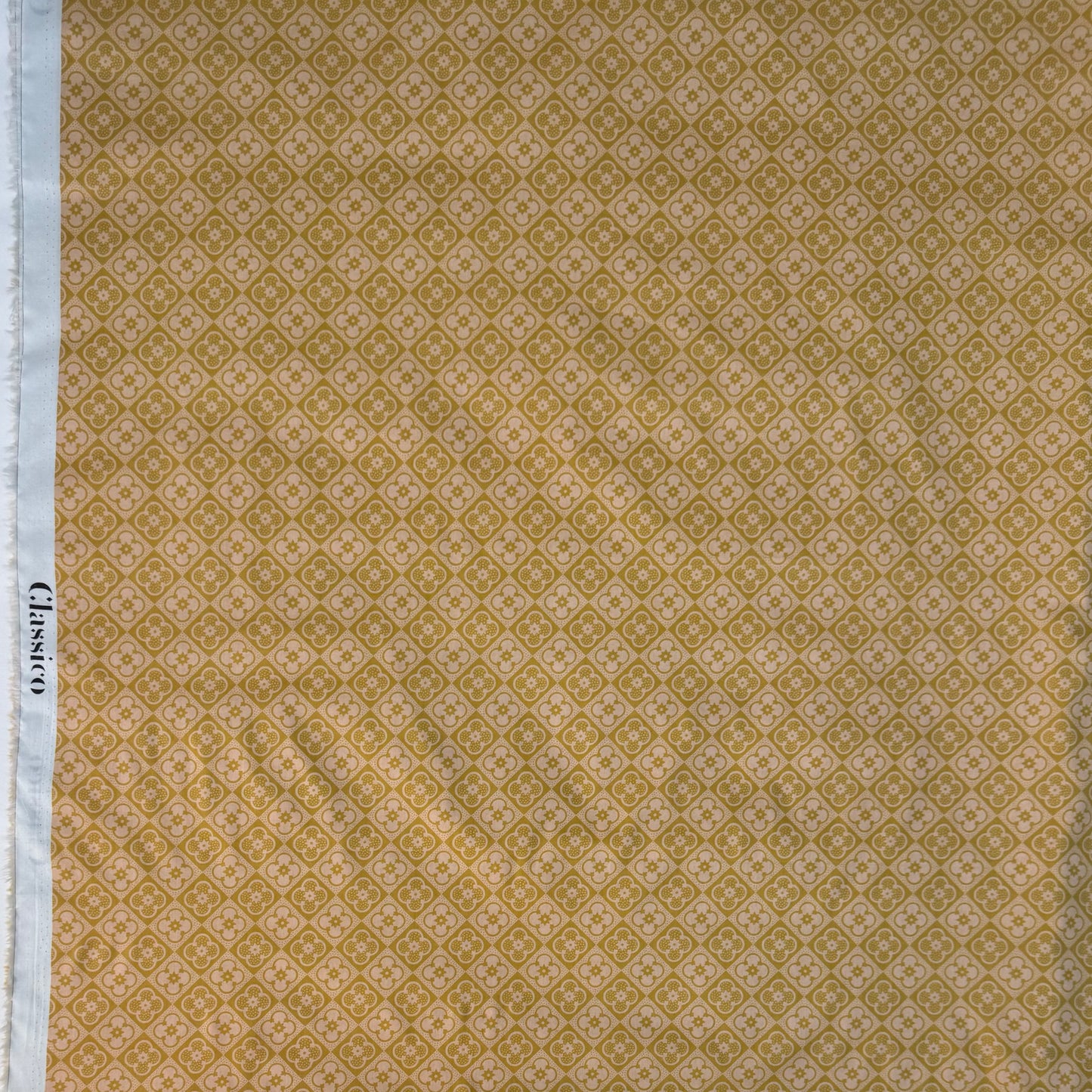 CLASSICO Fabric Cotton Tana Lawn 3m