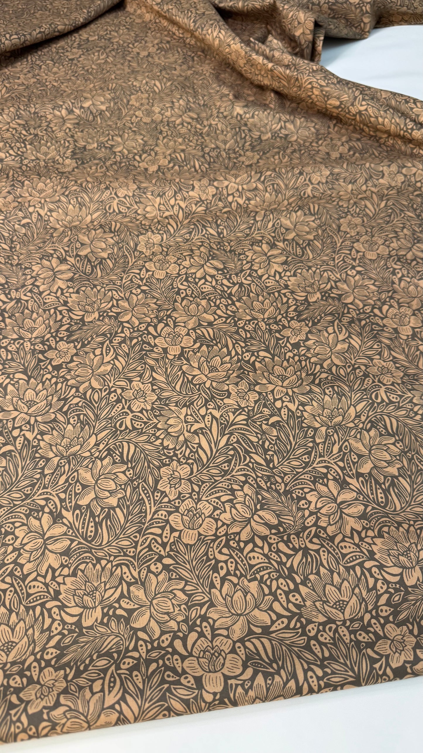 CLASSICO Fabric Cotton Tana Lawn 3m