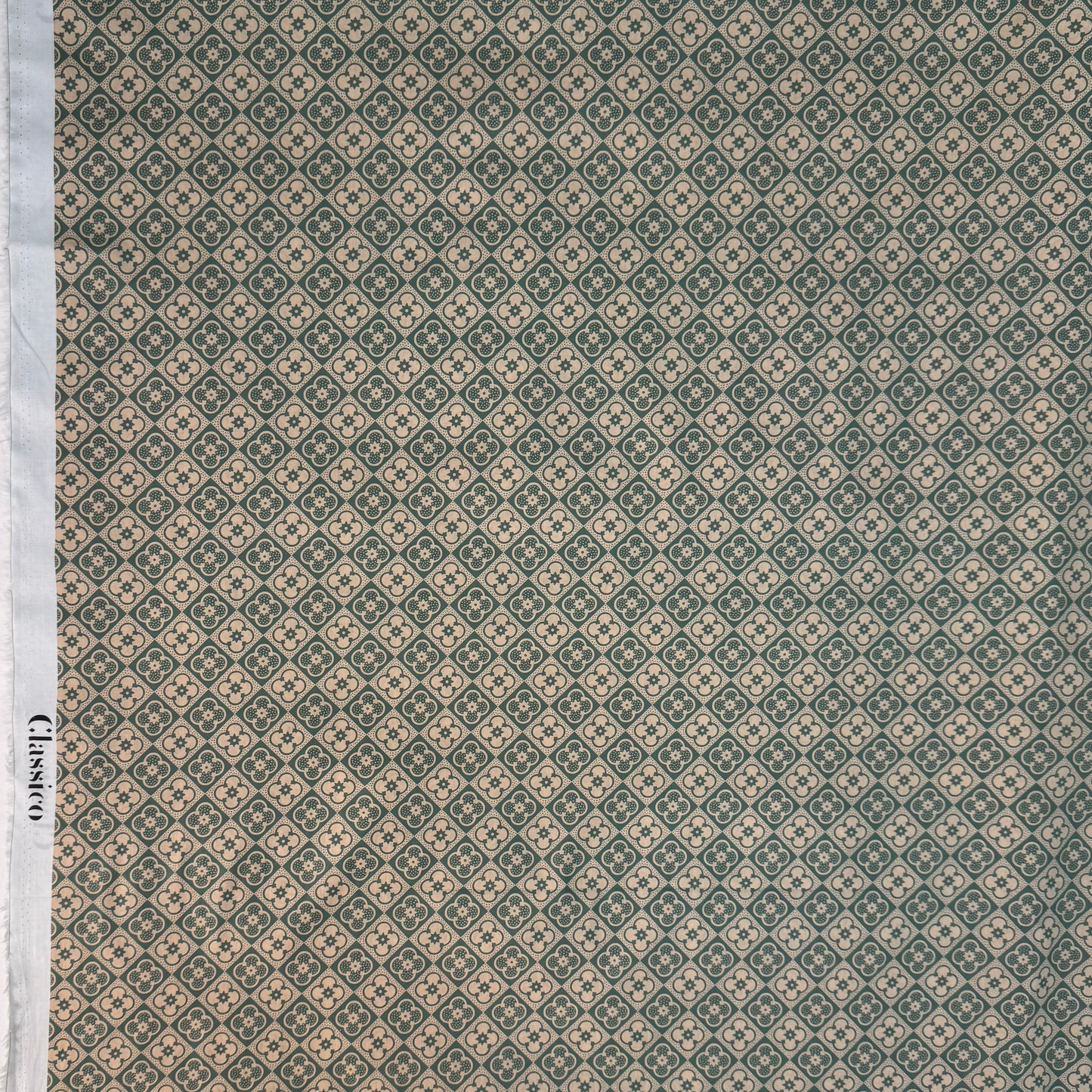 CLASSICO Fabric Cotton Tana Lawn 3m