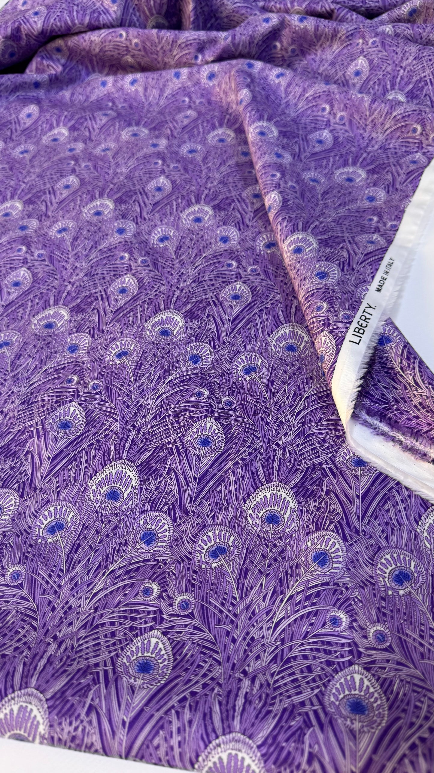 Liberty Fabric Queen Hera Cotton Tana Lawn® 3m