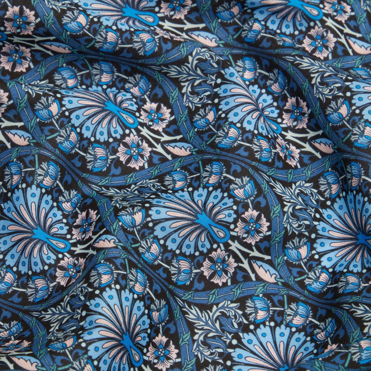 Liberty Fabrics Peacock Place C Tana
Lawn 3m