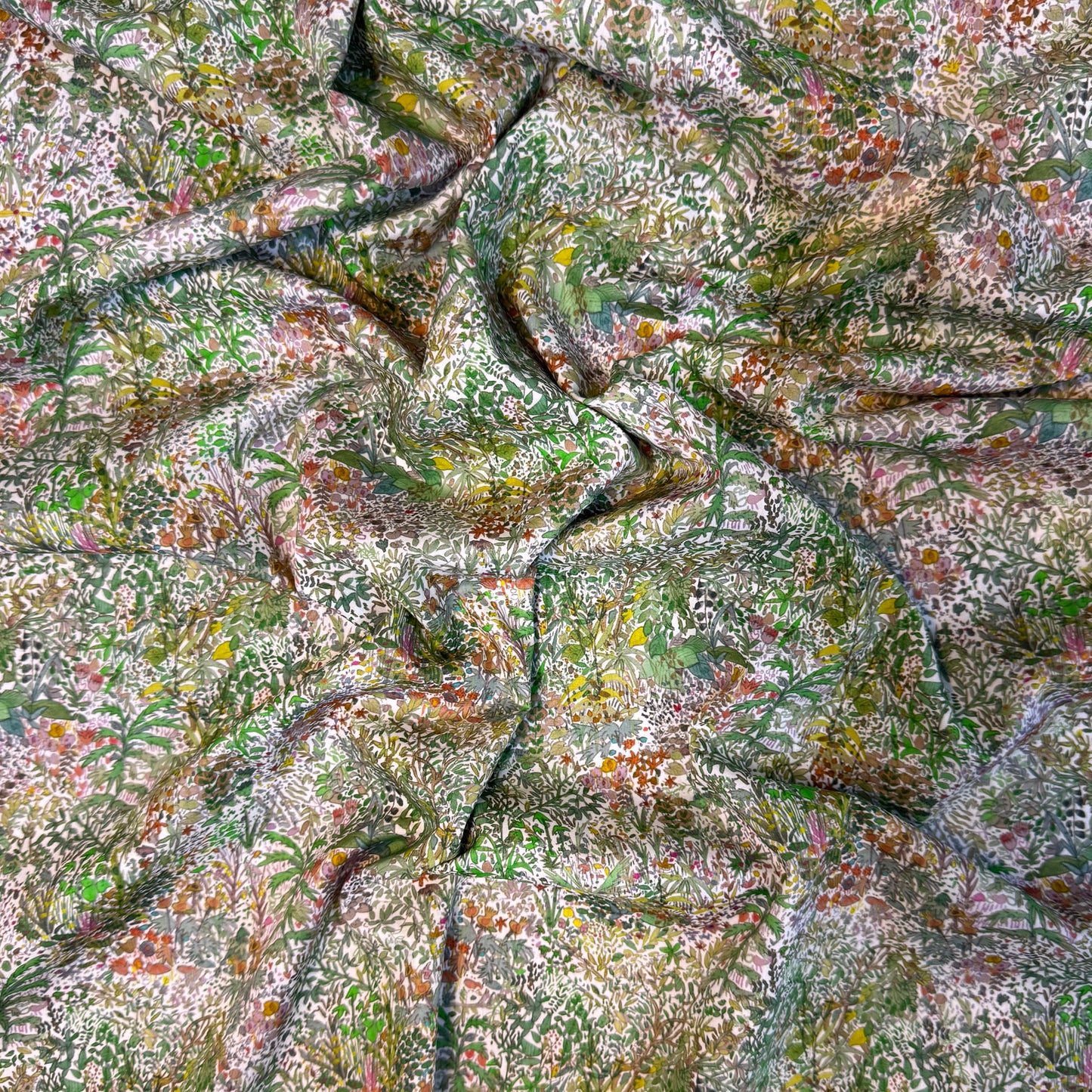 Liberty Fabric FIELDS OF EDENCotton Tana Lawn® 3m