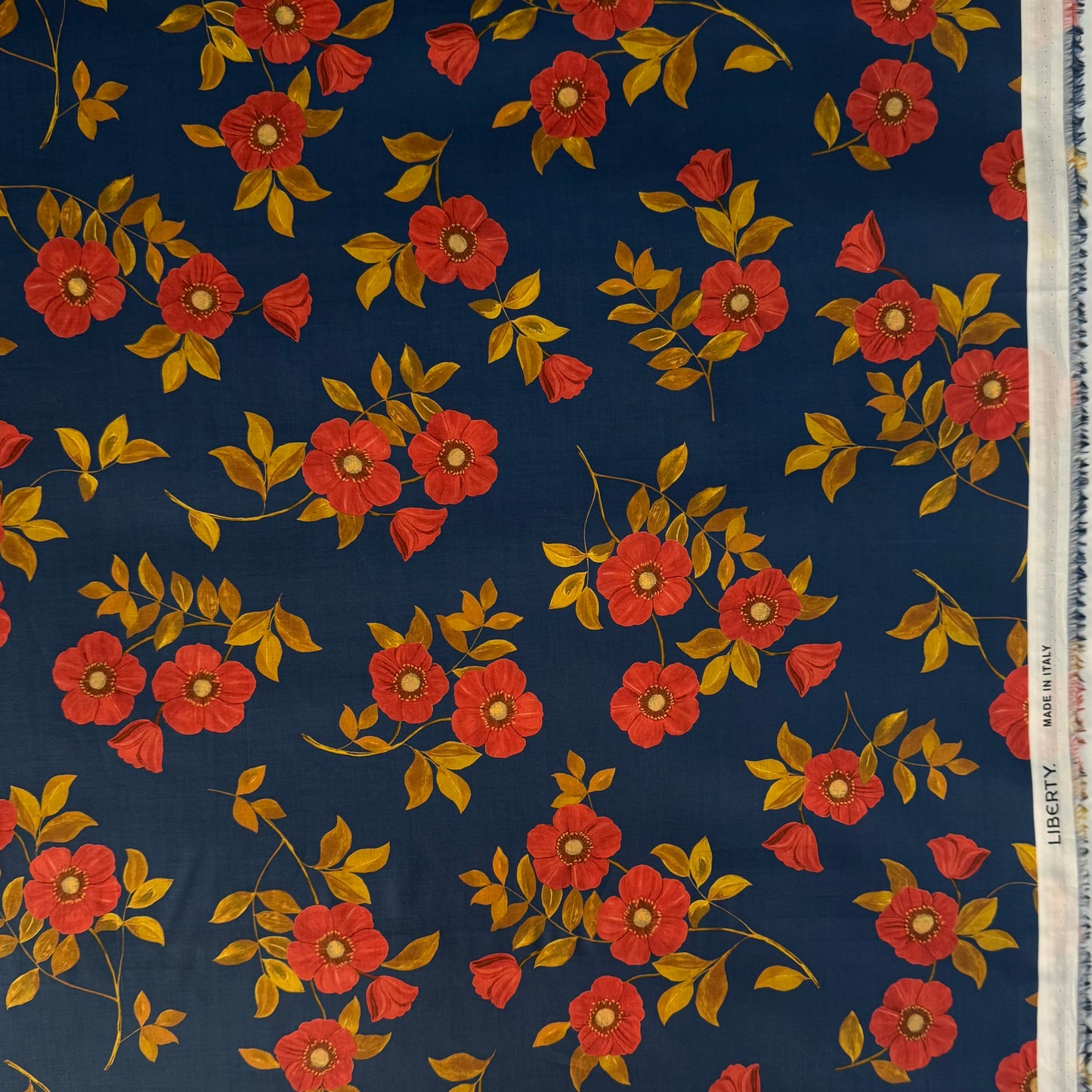 Liberty Fabric ROSA BOTANICA Cotton Tana Lawn® 3m