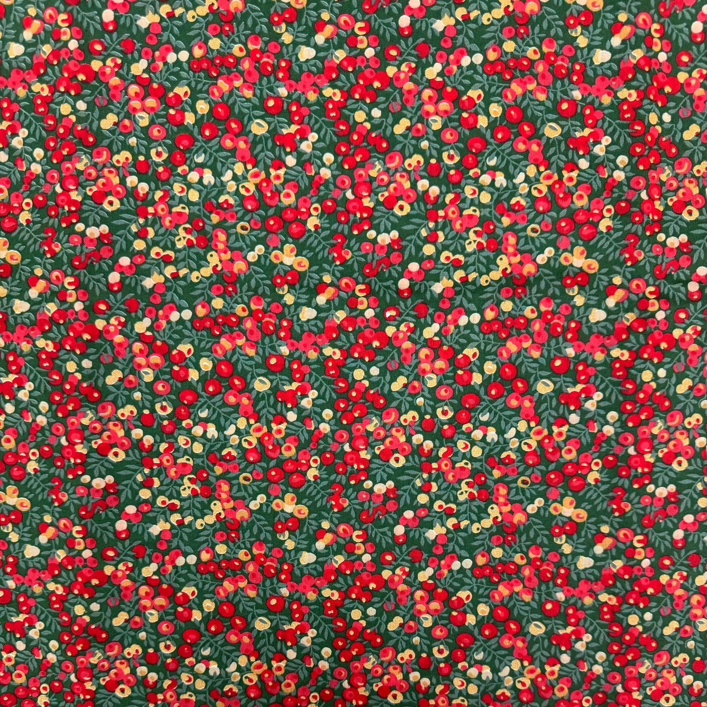 LIBERTY FABRICS Wiltshire red green Tana Lawn™ Cotton 3m