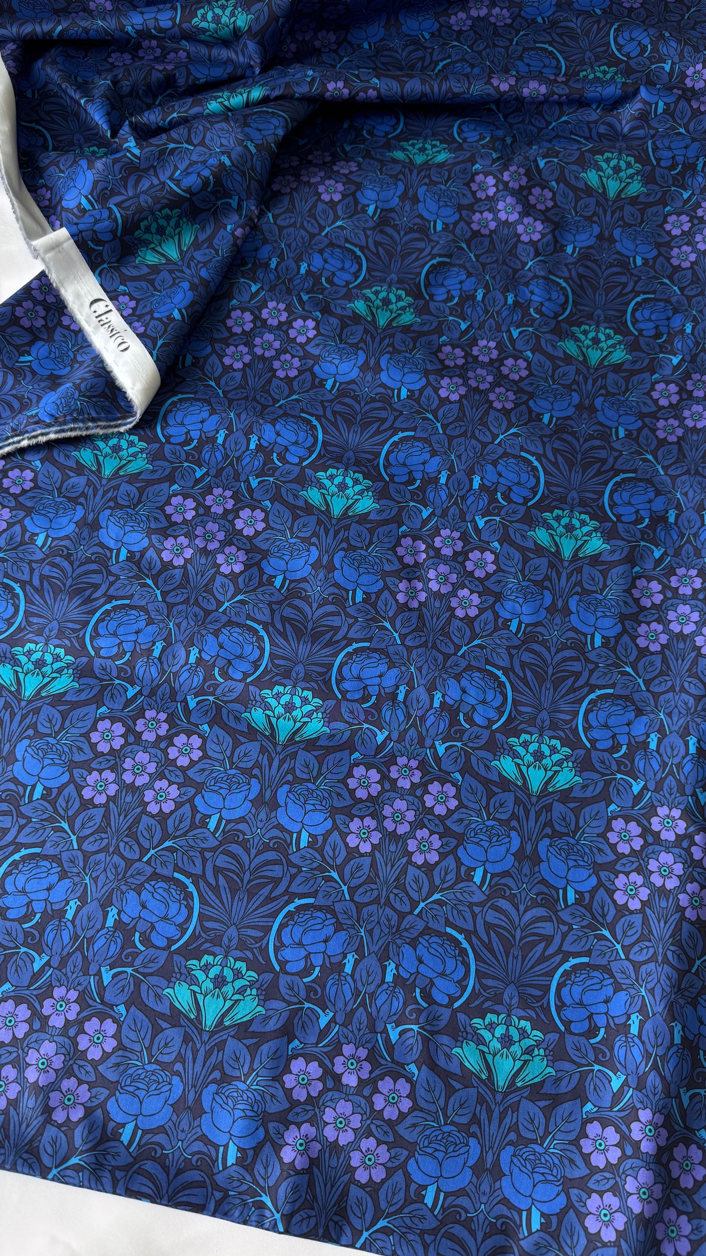 CLASSICO Fabric Cotton Tana Lawn 3m