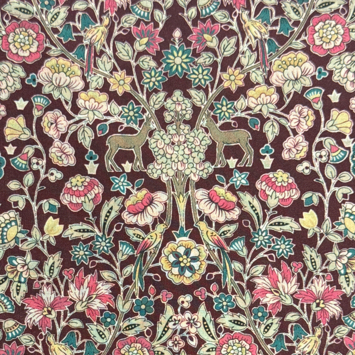 Liberty Fabrics Palmeira B Tana Lawn
Cotton 3m