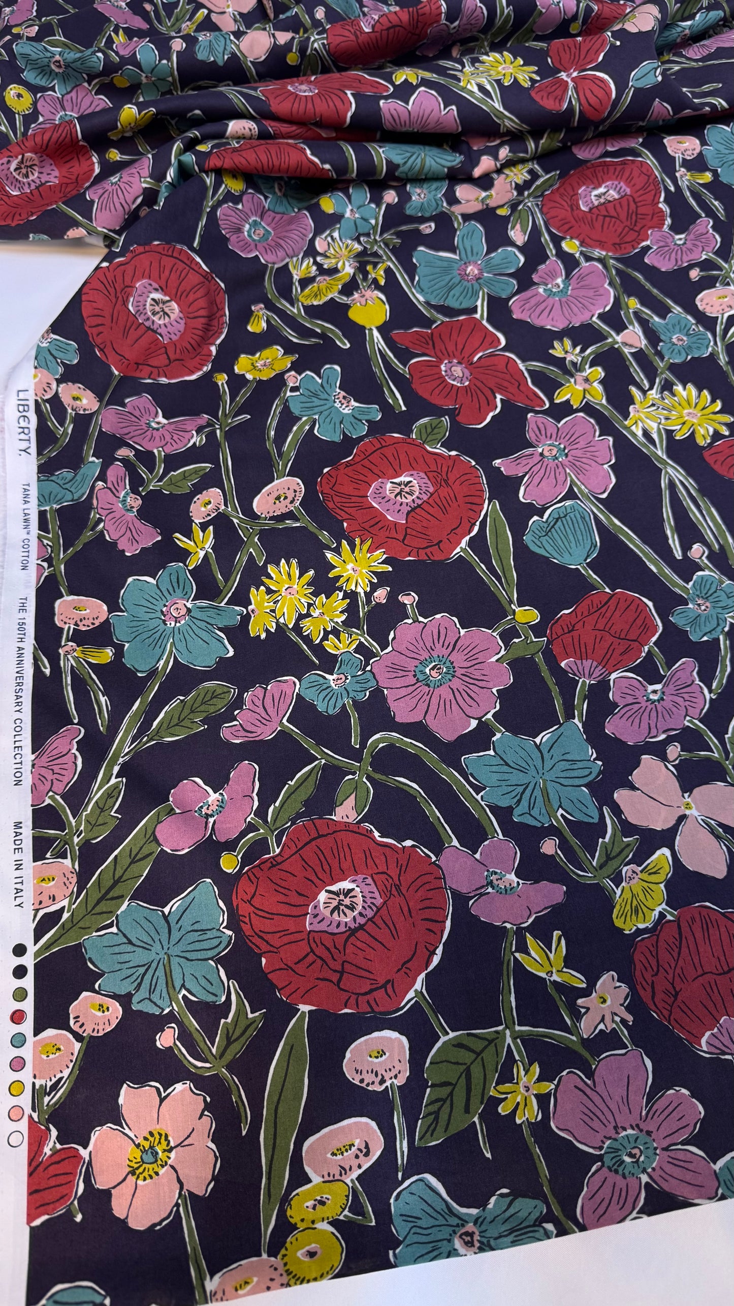 Liberty Fabric LOUIE MEADOW
Cotton Tana Lawn® 3m