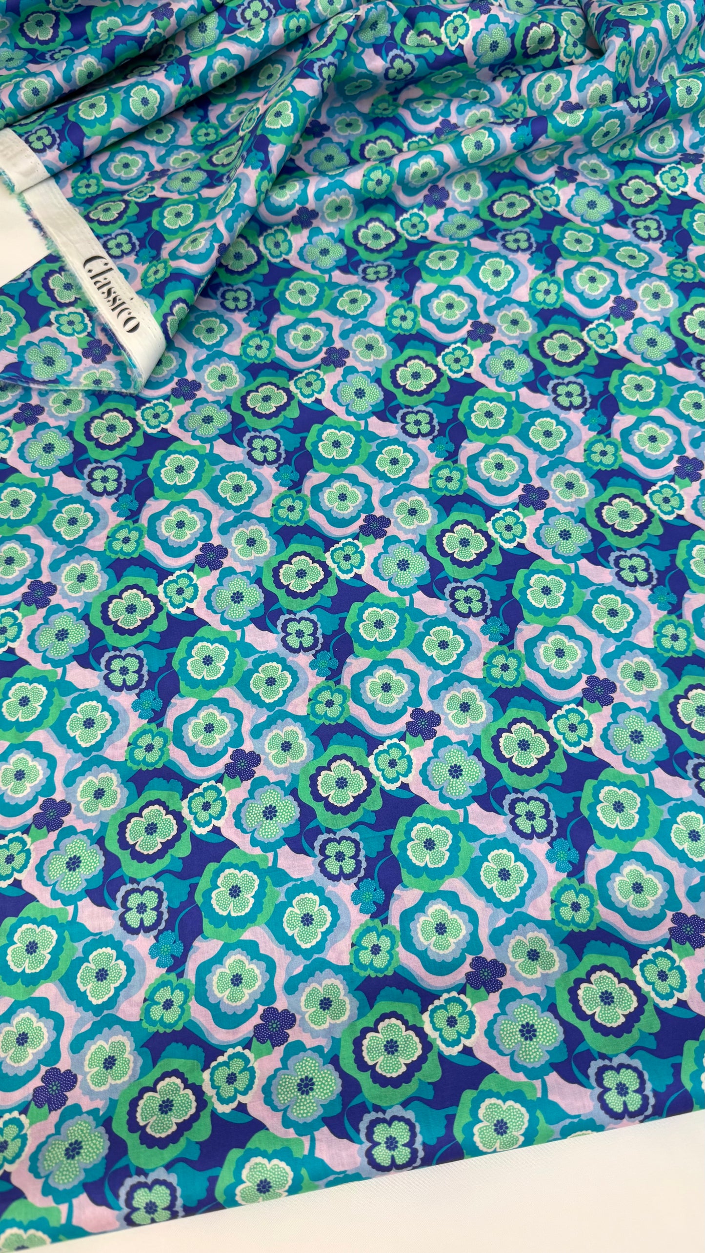 CLASSICO Fabric Cotton Tana Lawn 3m