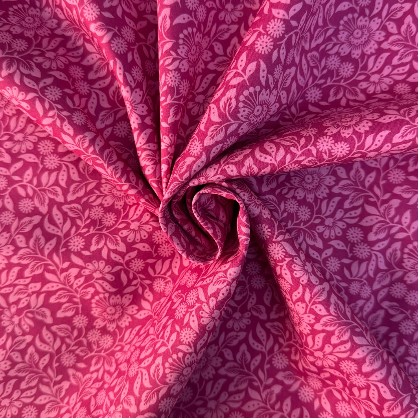 Liberty Fabric Mari Woodcut pinkCotton Tana Lawn® 3m