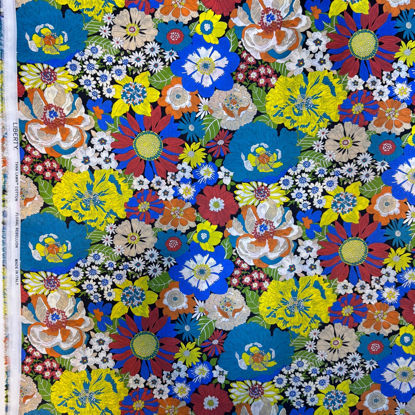 Liberty Fabric summer in the sun Cotton Tana Lawn® 3m