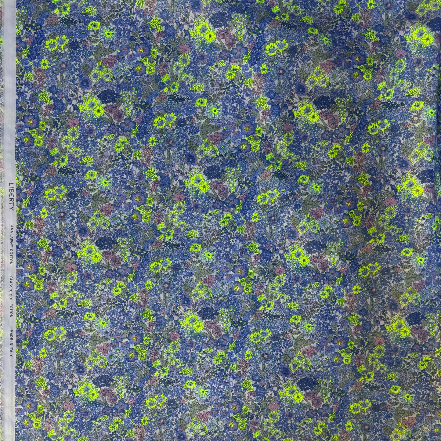 Liberty Fabric Annie neon Cotton Tana Lawn® 3m