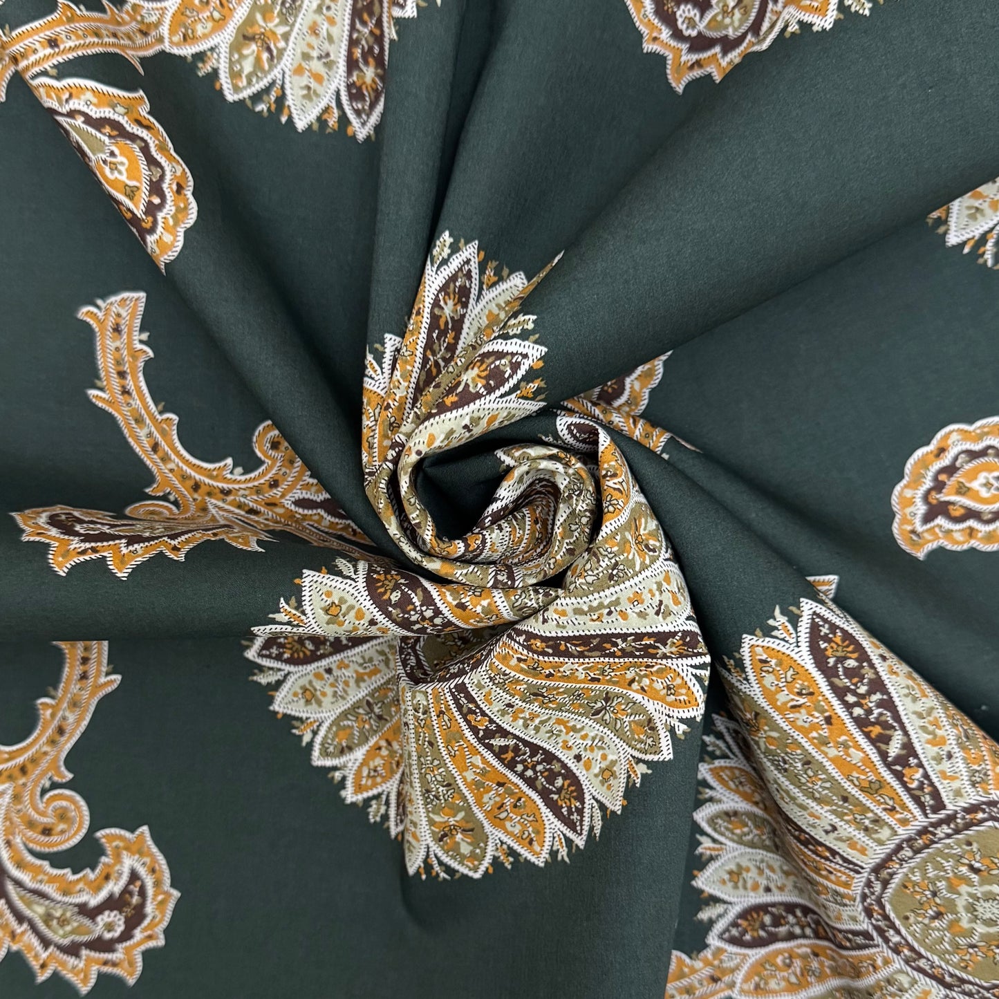 LIBERTY FABRICS Sunflower Spot Tana Lawn™ Cotton 3m