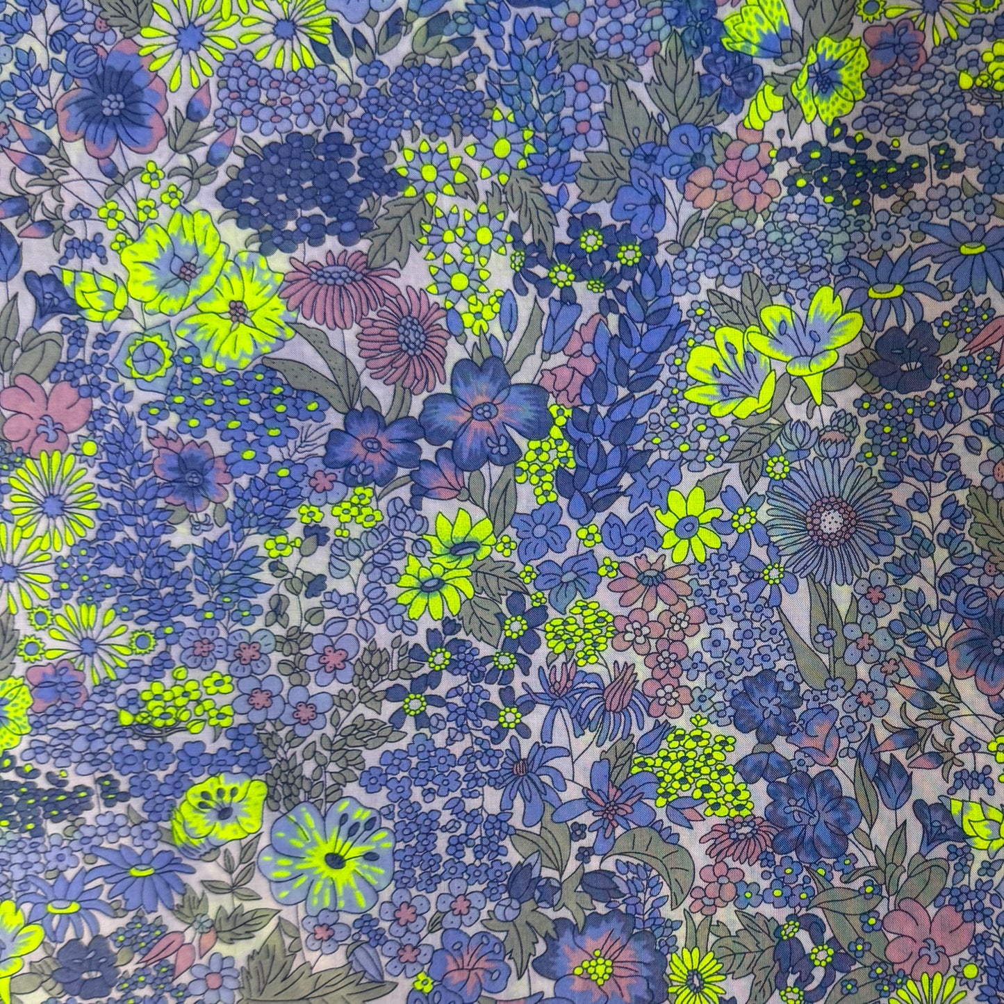 Liberty Fabric Annie neon Cotton Tana Lawn® 3m
