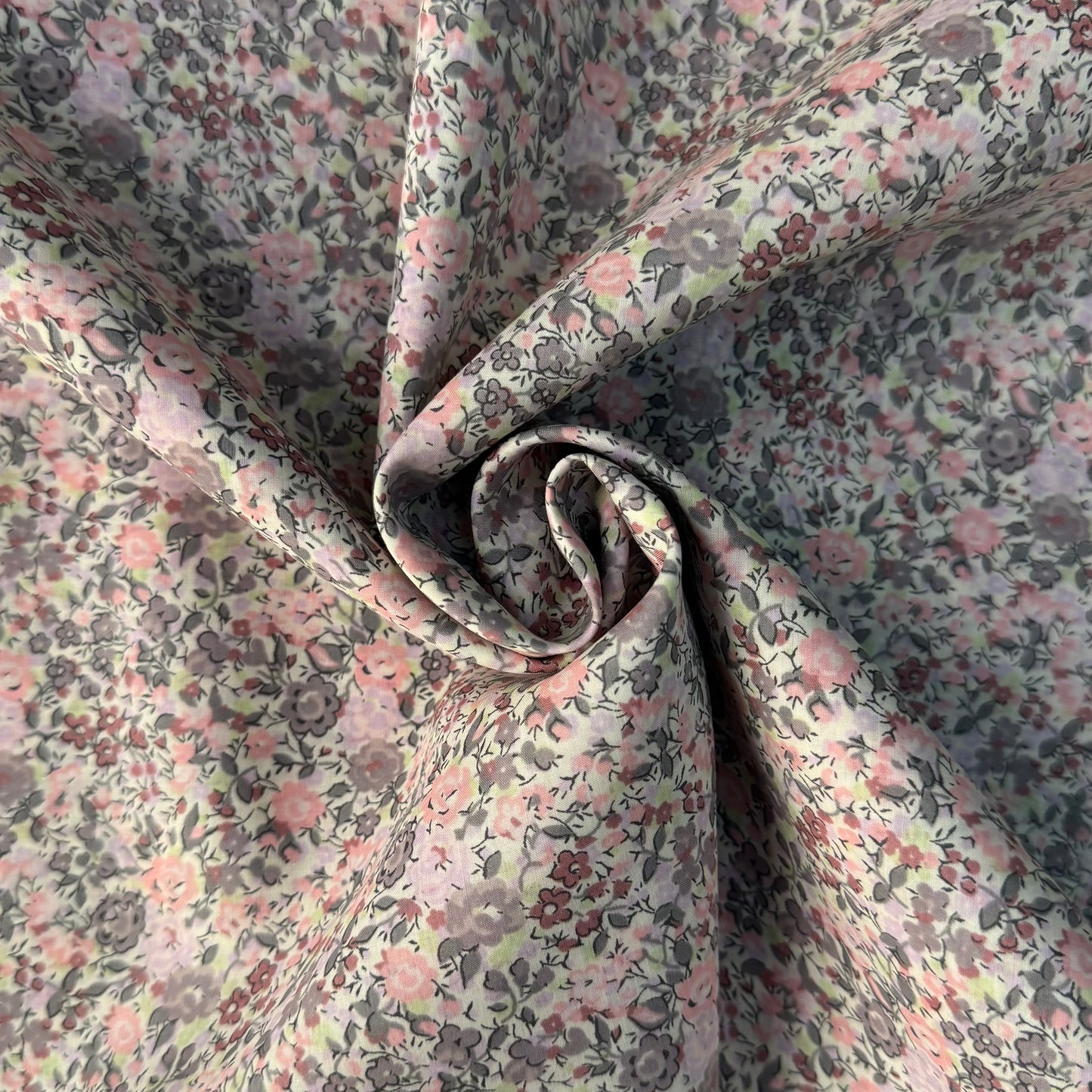 Liberty Fabric Emma vintage pink Cotton Tana Lawn® 3m