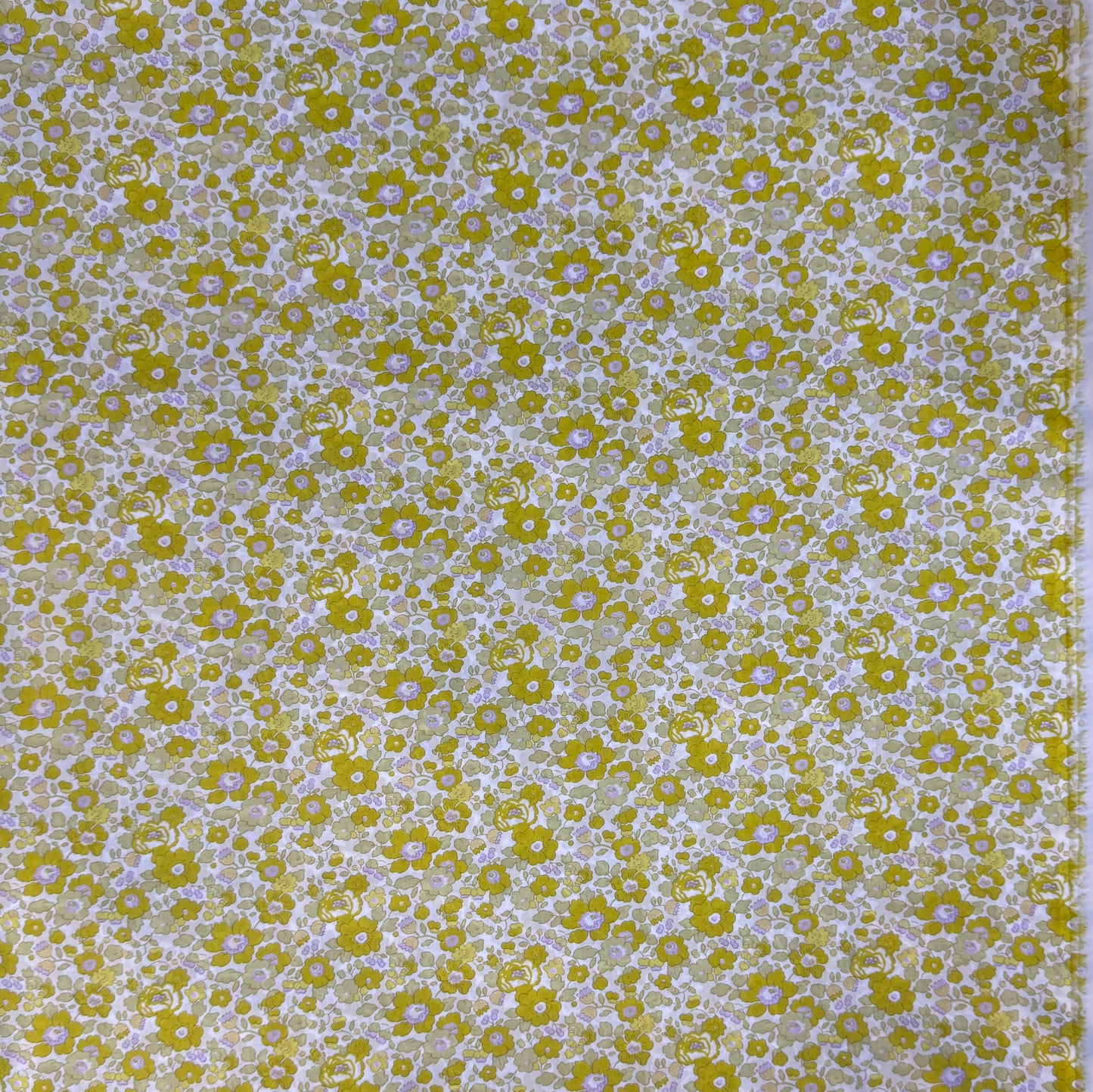 Liberty Fabric Betsy Cotton Tana Lawn® 3m