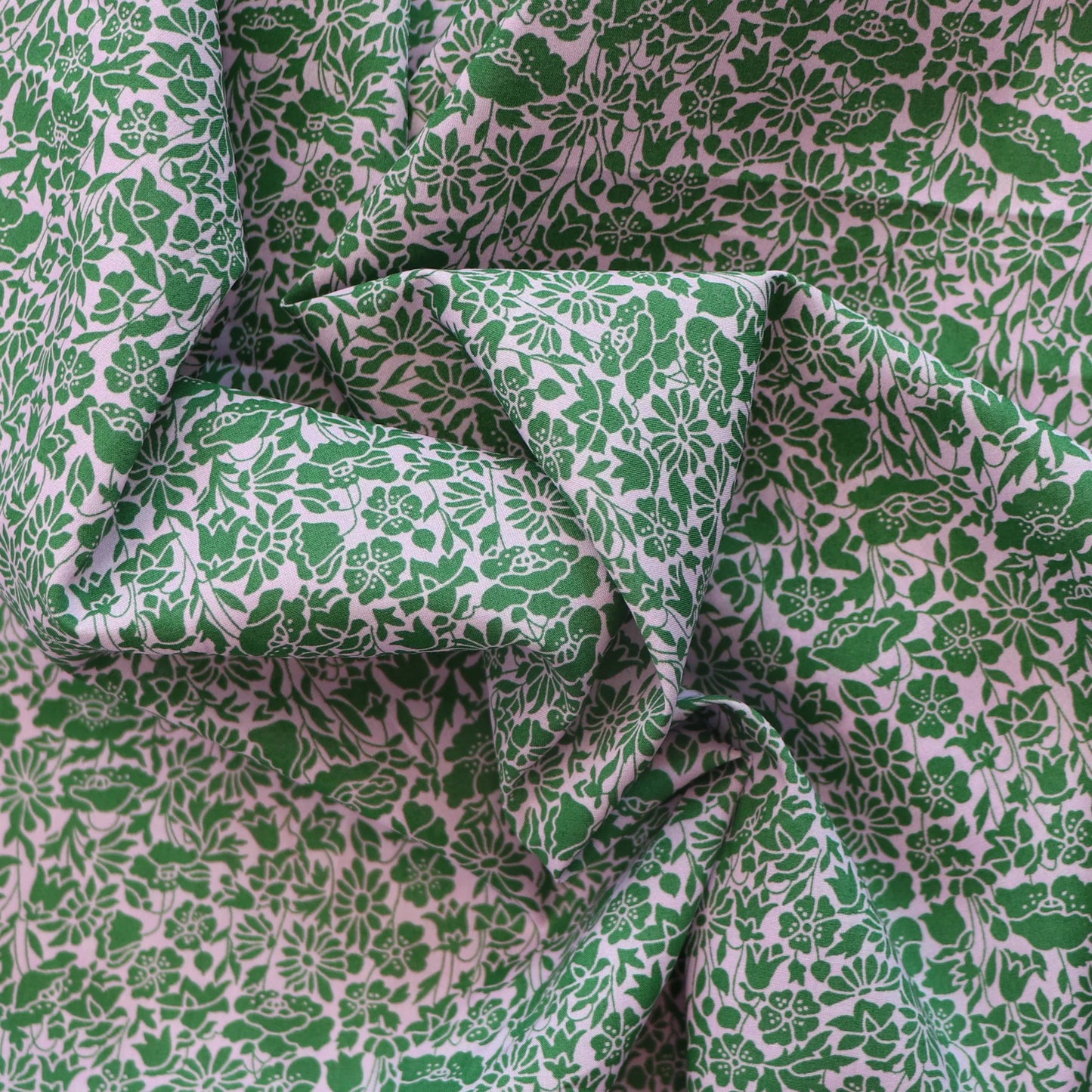 Liberty London Poppy Day B cotton Tana Lawn 3m