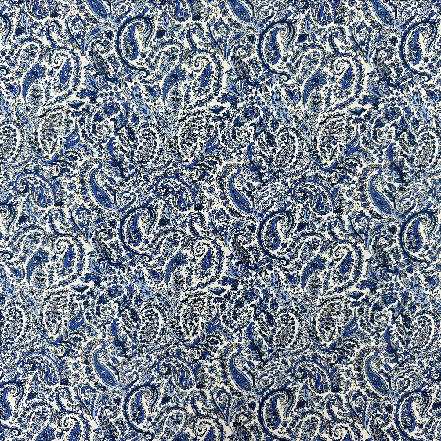 Blue paisley (English cotton Tana Lawn) 3m