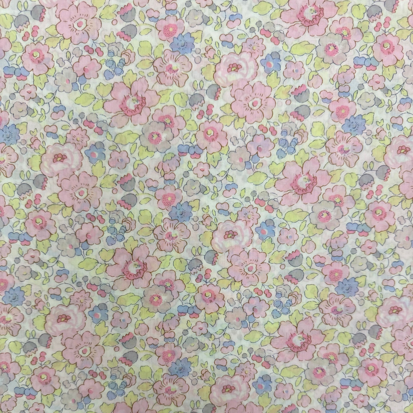 Liberty Fabric Betsy PB Tana Lawn™ Cotton 3m