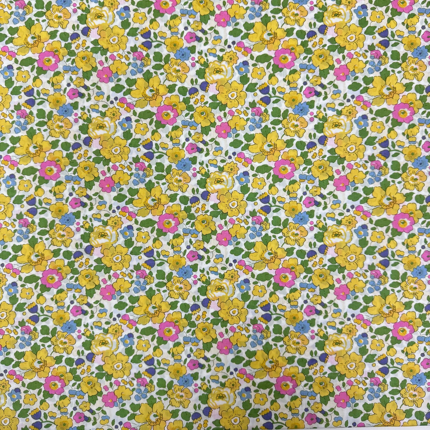 Liberty Fabric Betsy YP Tana Lawn™ Cotton 3m