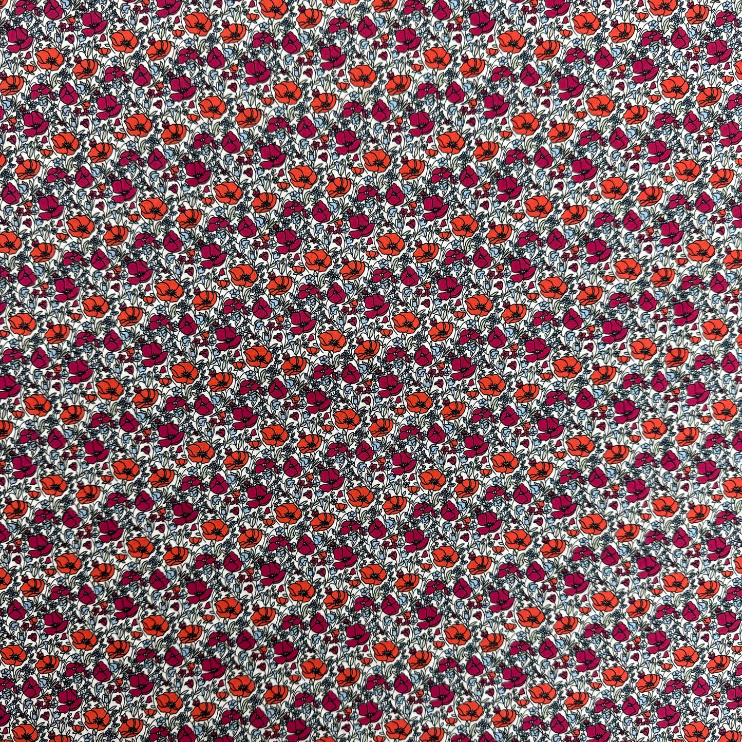 Ditsy Poppy (English cotton Tana Lawn) 3m